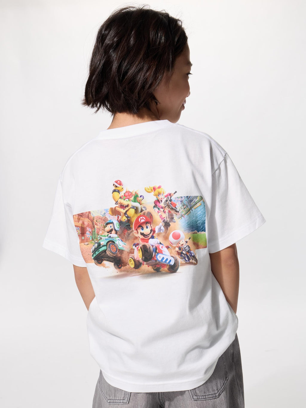 유니클로 키즈 반팔 일본 UNIQLO UT 마리오 카트 월드 백 프린트 티셔츠 488309