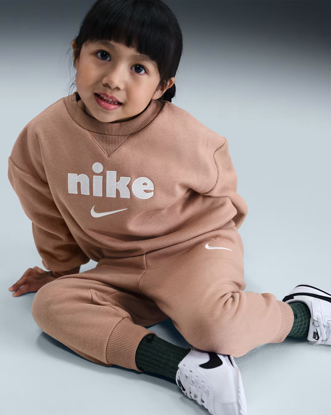 나이키 키즈 셋업 일본 유아 코지 컴포트 크루넥 투피스 세트