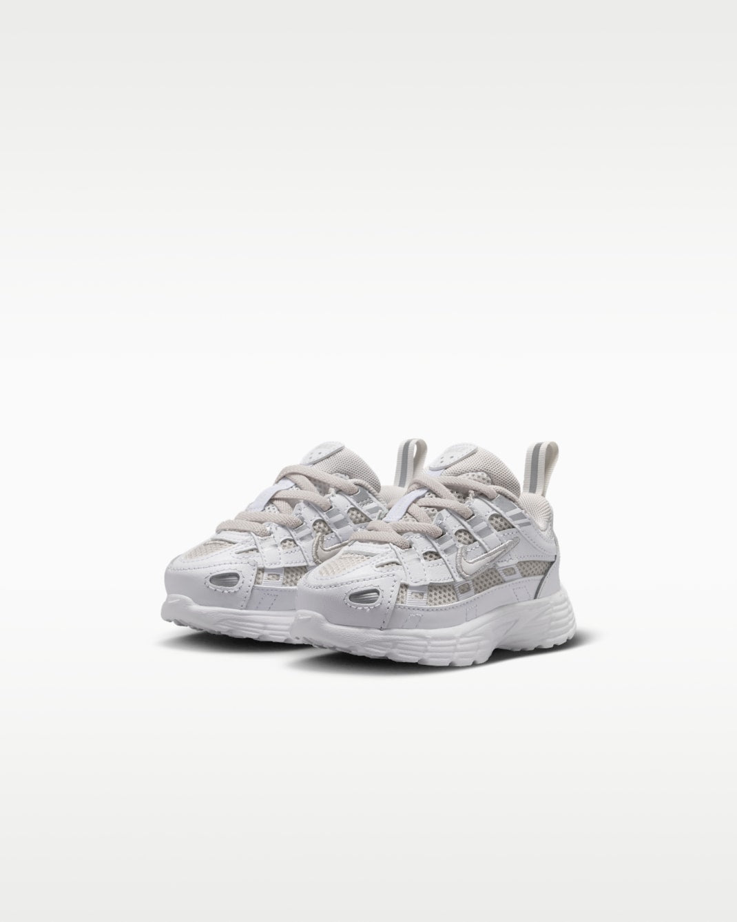 나이키 키즈 운동화 일본 베이비 신발 P-6000 레트로 페가수스 IO4646 2컬러