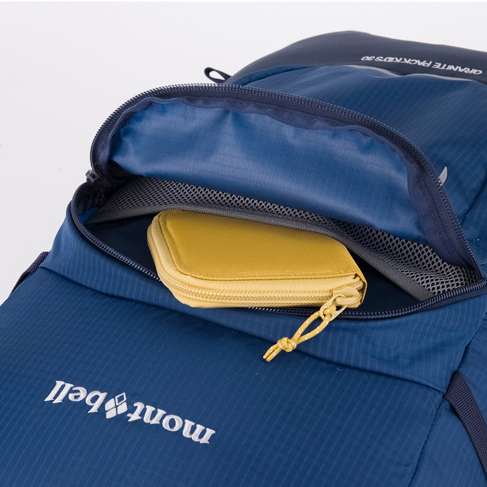 몽벨 키즈 가방 일본 백팩 그라나이트 팩 하이킹 메인 배낭 2컬러 30L