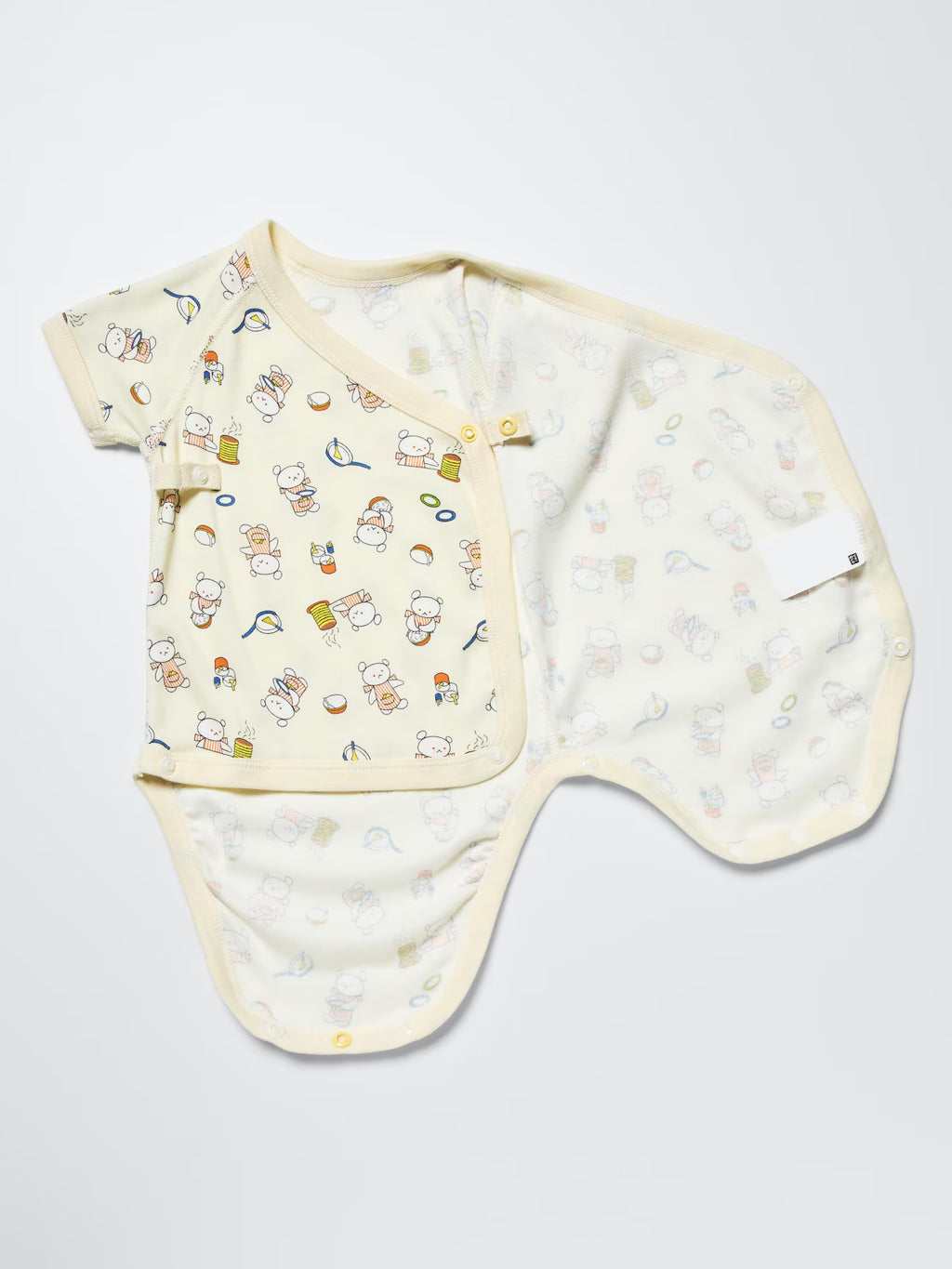 일본 유니클로 베이비 바디수트 코쿠마짱 곰돌이 그림책 컬렉션 앞트임 롬퍼
