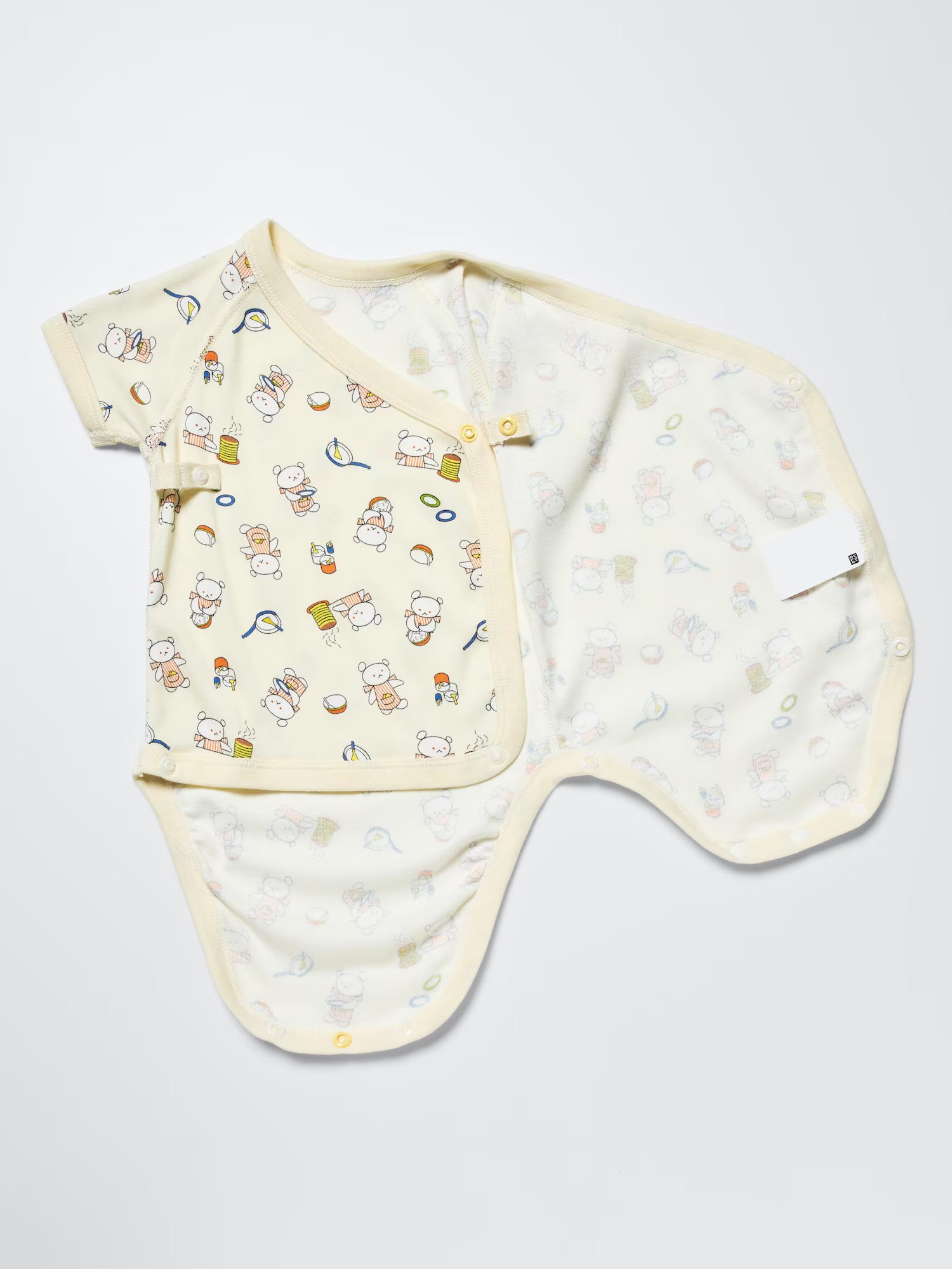 일본 유니클로 베이비 바디수트 코쿠마짱 곰돌이 그림책 컬렉션 앞트임 롬퍼