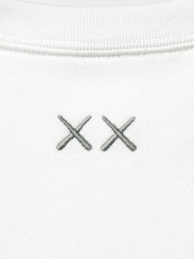유니클로 키즈 긴팔 일본 UNIQLO kaws 카우스 맨투맨 티셔츠 화이트 492993