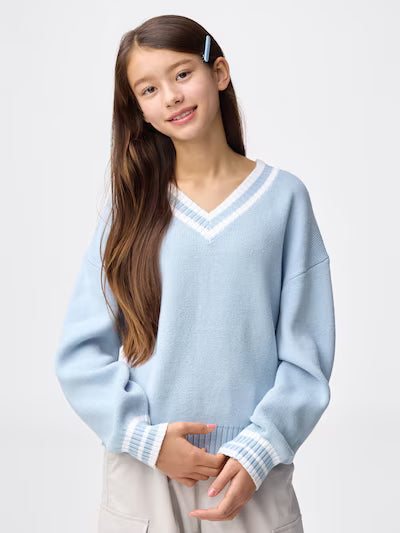 GU 키즈 티셔츠 일본 지유 긴팔티 스웨터 브이넥 니트 359411 2컬러