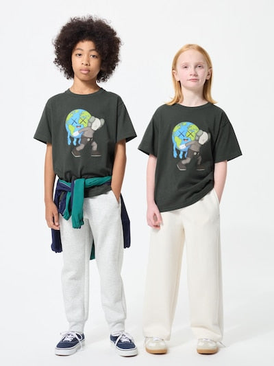 เสื้อยืดสเวตเชิ้ตพิมพ์ลายลับ Uniqlo Kids แขนยาว ลาย Mario Kart World (ญี่ปุ่น) 491378