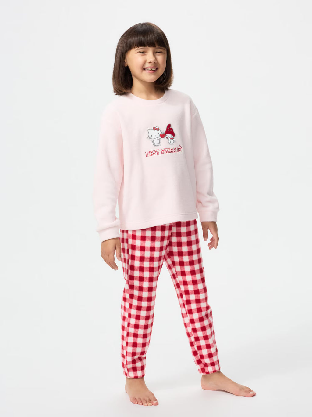 유니클로 키즈 잠옷 일본 파자마 산리오 캐릭터 키티 마이멜로디 긴팔 긴바지 세트