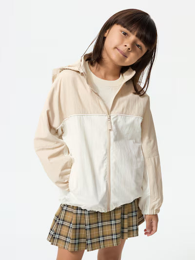 유니클로 키즈 자켓 일본 바람막이 포켓터블 UV 컷 483404 6컬러